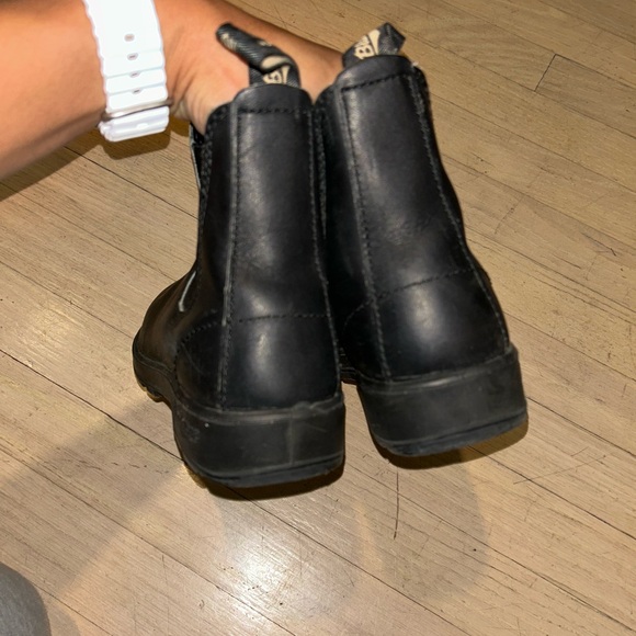 #558
WOMEN'S CLASSICS
CHELSEA BOOTS - BLACK - Picture 3 of 7